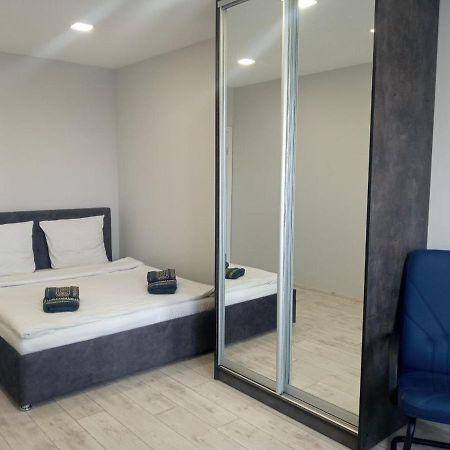 Як Вдома ! Apartment Uzhhorod Ngoại thất bức ảnh