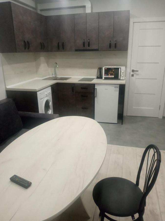 Як Вдома ! Apartment Uzhhorod Ngoại thất bức ảnh