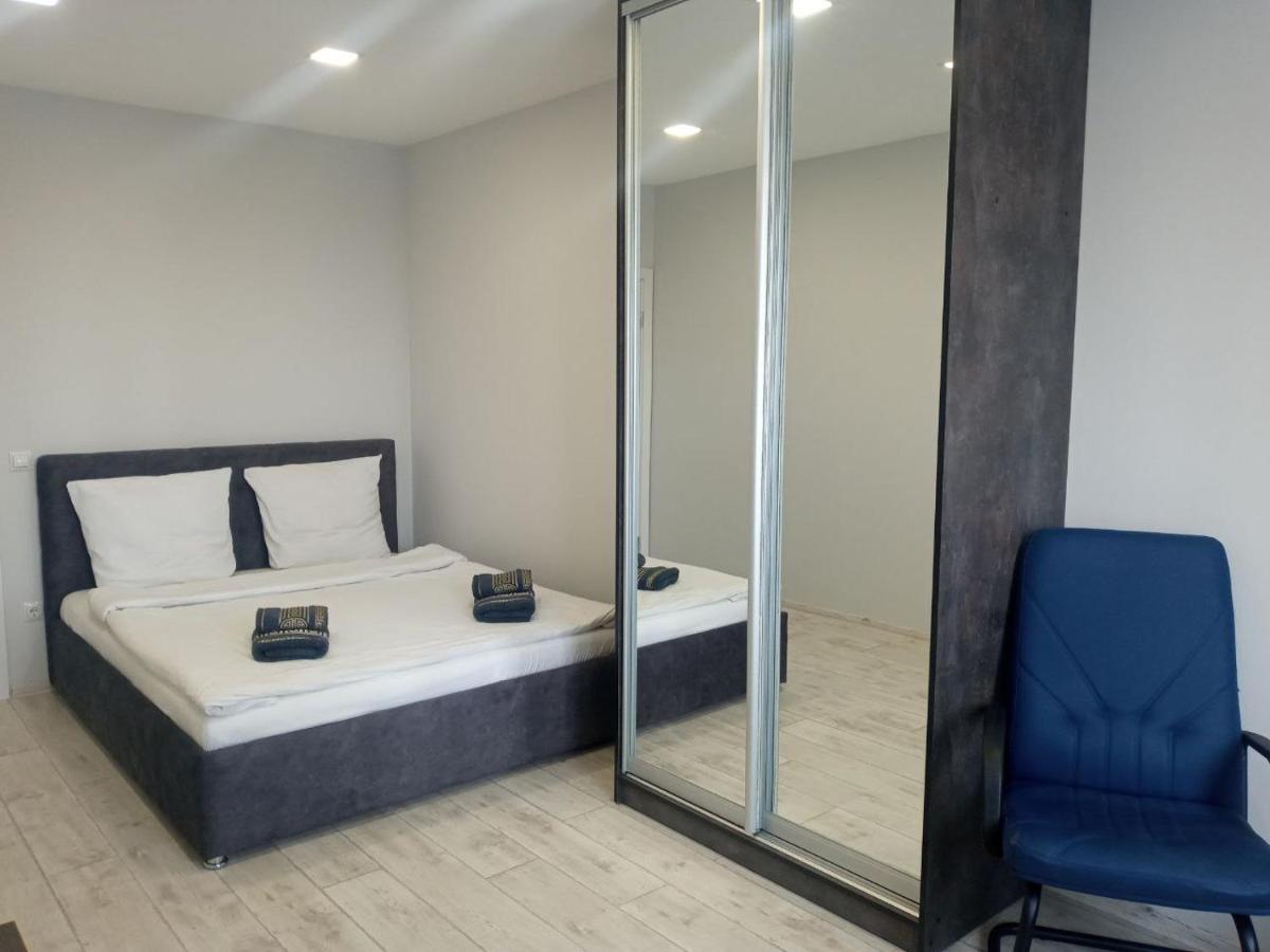 Як Вдома ! Apartment Uzhhorod Ngoại thất bức ảnh