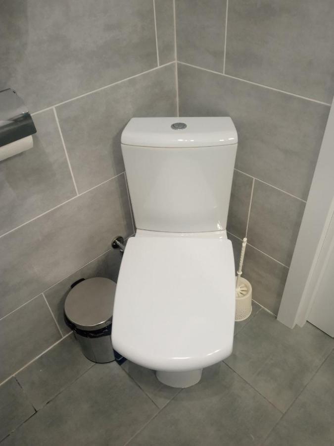 Як Вдома ! Apartment Uzhhorod Ngoại thất bức ảnh