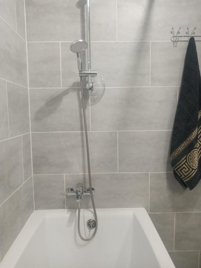 Як Вдома ! Apartment Uzhhorod Ngoại thất bức ảnh